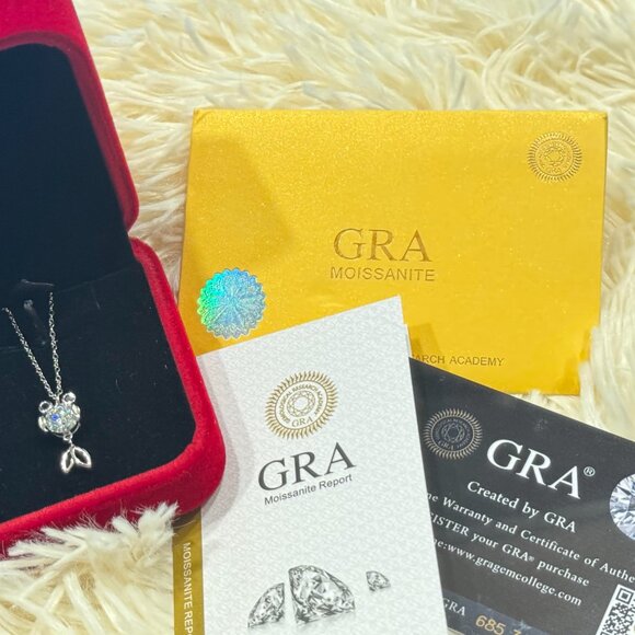 1Carat Moissanite Koi Necklace Gift Box Included GRA Certificate 925 SS Chain - Picture 6 of 6